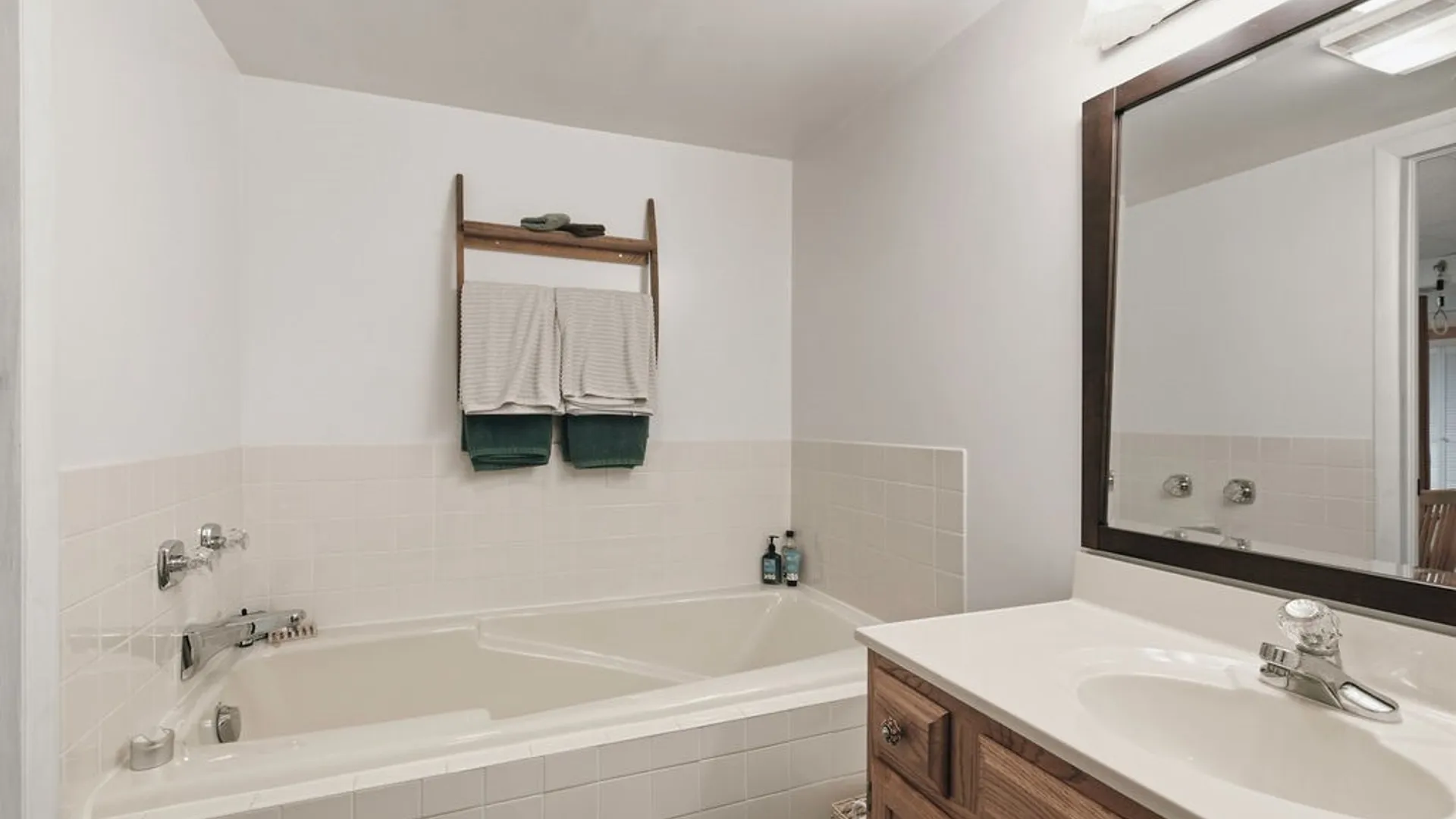 Property at 114 Woodmancy Lane, Manlius, NY 13066 30