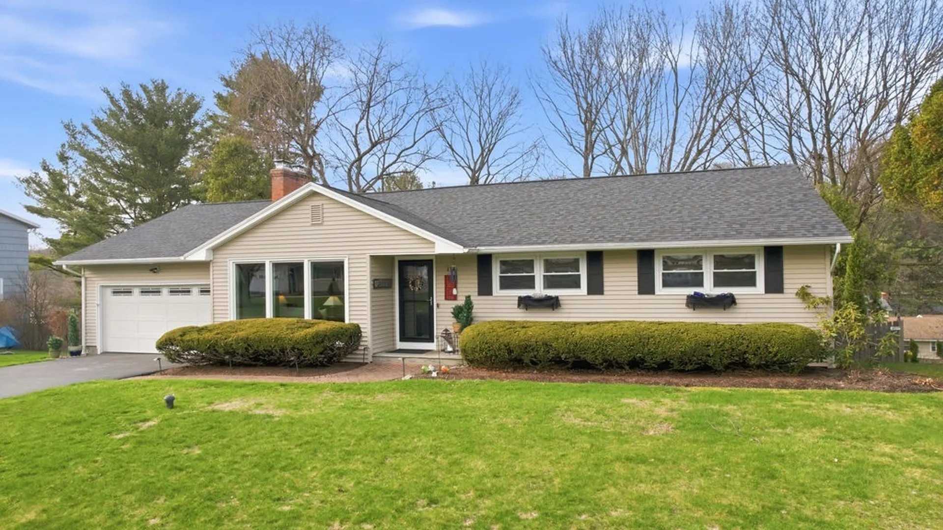Property at 114 Woodmancy Lane, Manlius, NY 13066 36