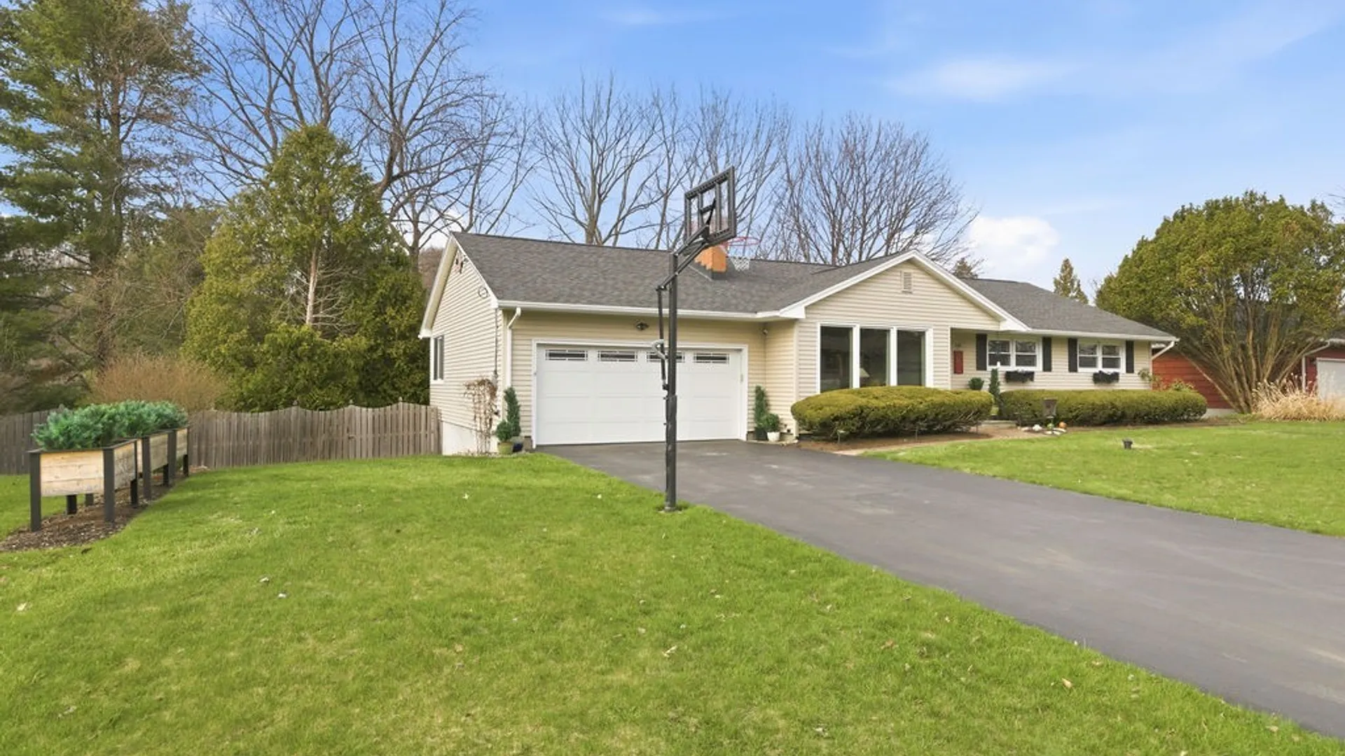 Property at 114 Woodmancy Lane, Manlius, NY 13066 37