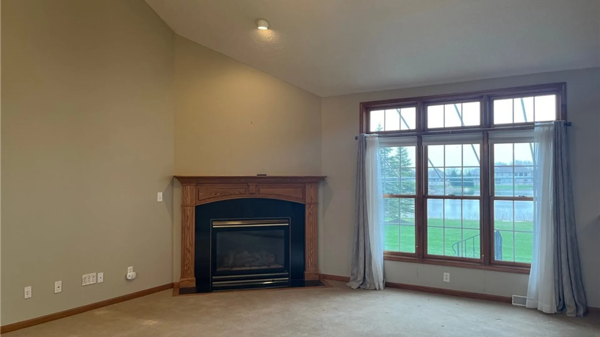 Property at 7305 Windsor Drive, Wheatfield, NY 14120 15