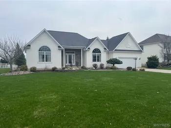 Property at 7305 Windsor Drive, Wheatfield, NY 14120