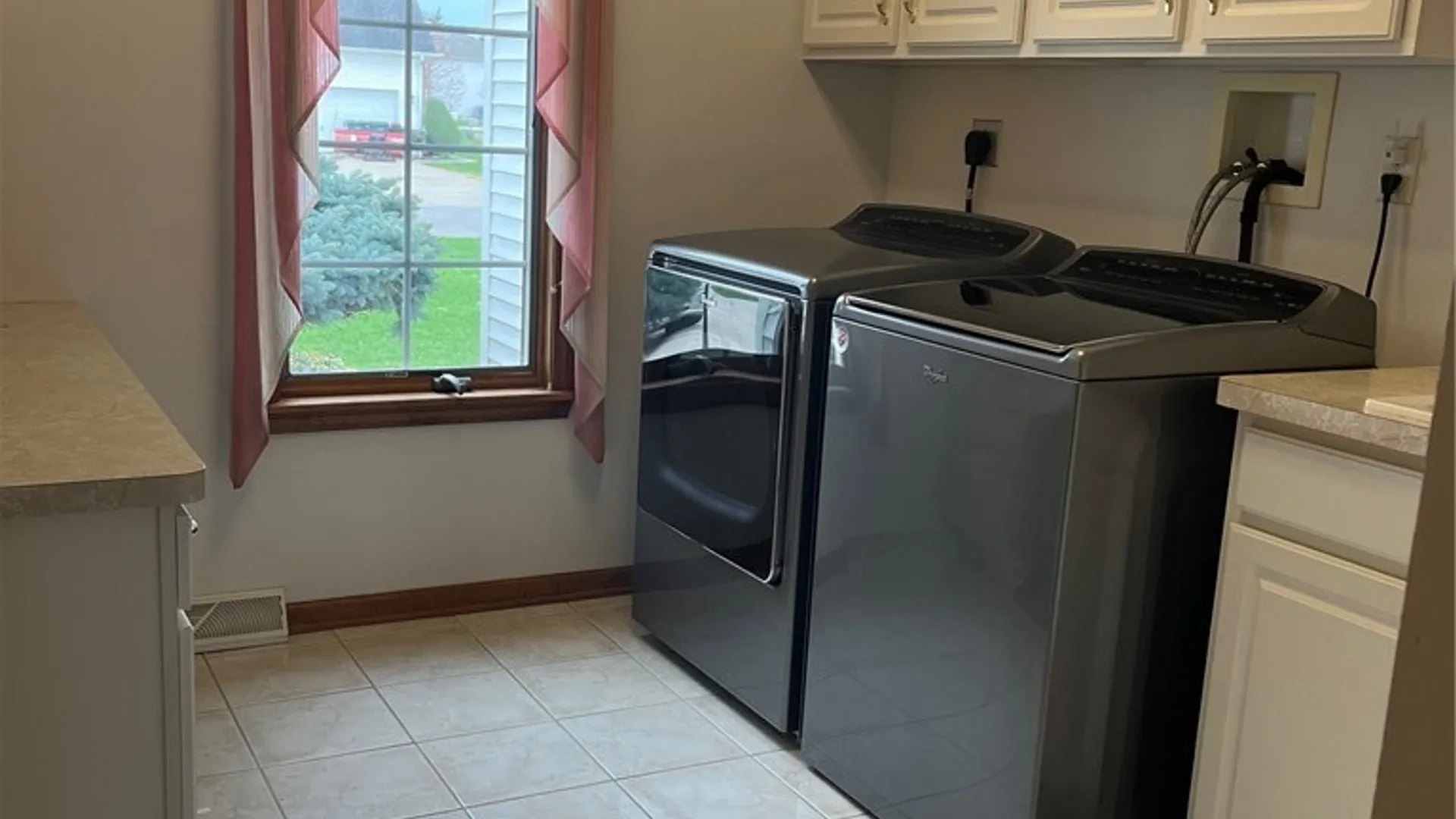 Property at 7305 Windsor Drive, Wheatfield, NY 14120 26