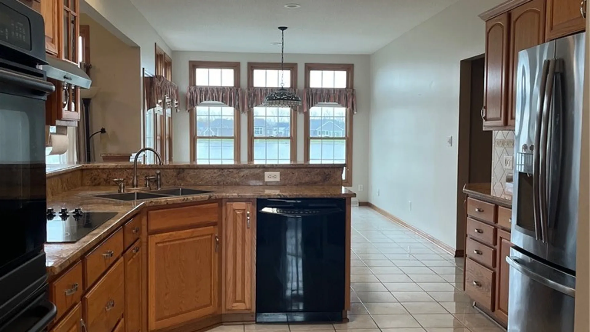 Property at 7305 Windsor Drive, Wheatfield, NY 14120 8