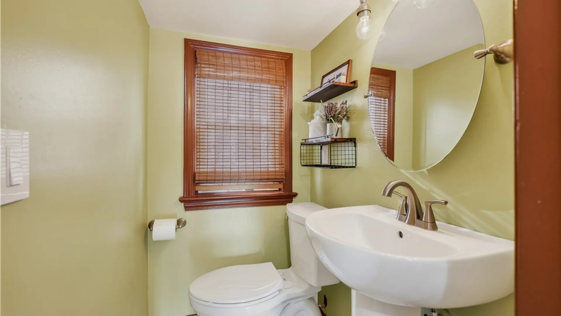 Property at 197 Barry Road, Irondequoit, NY 14617 12