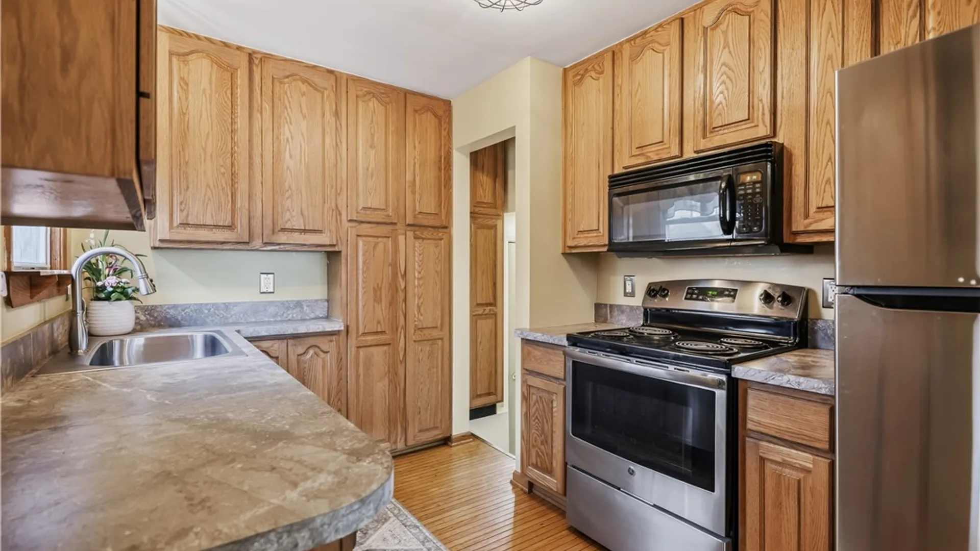 Property at 197 Barry Road, Irondequoit, NY 14617 16