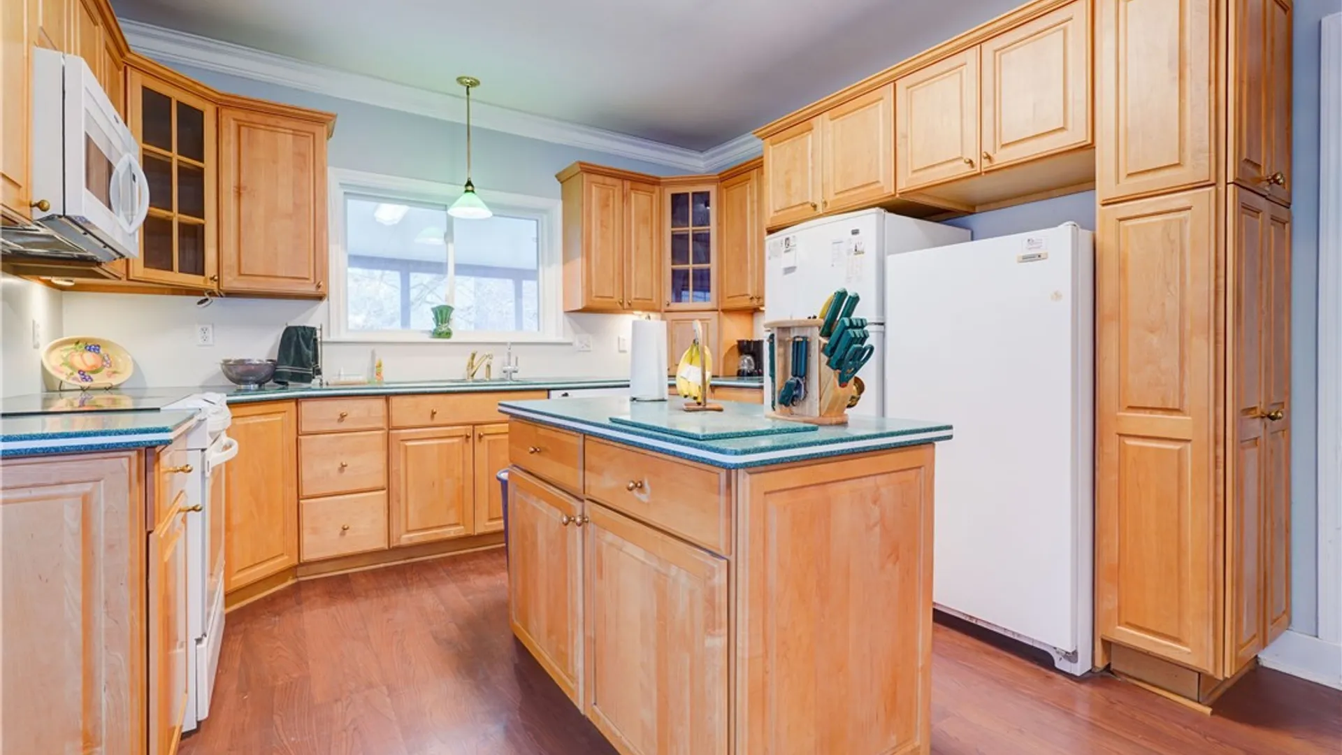 Property at 174 Rosedale Street, Rochester, NY 14620 2