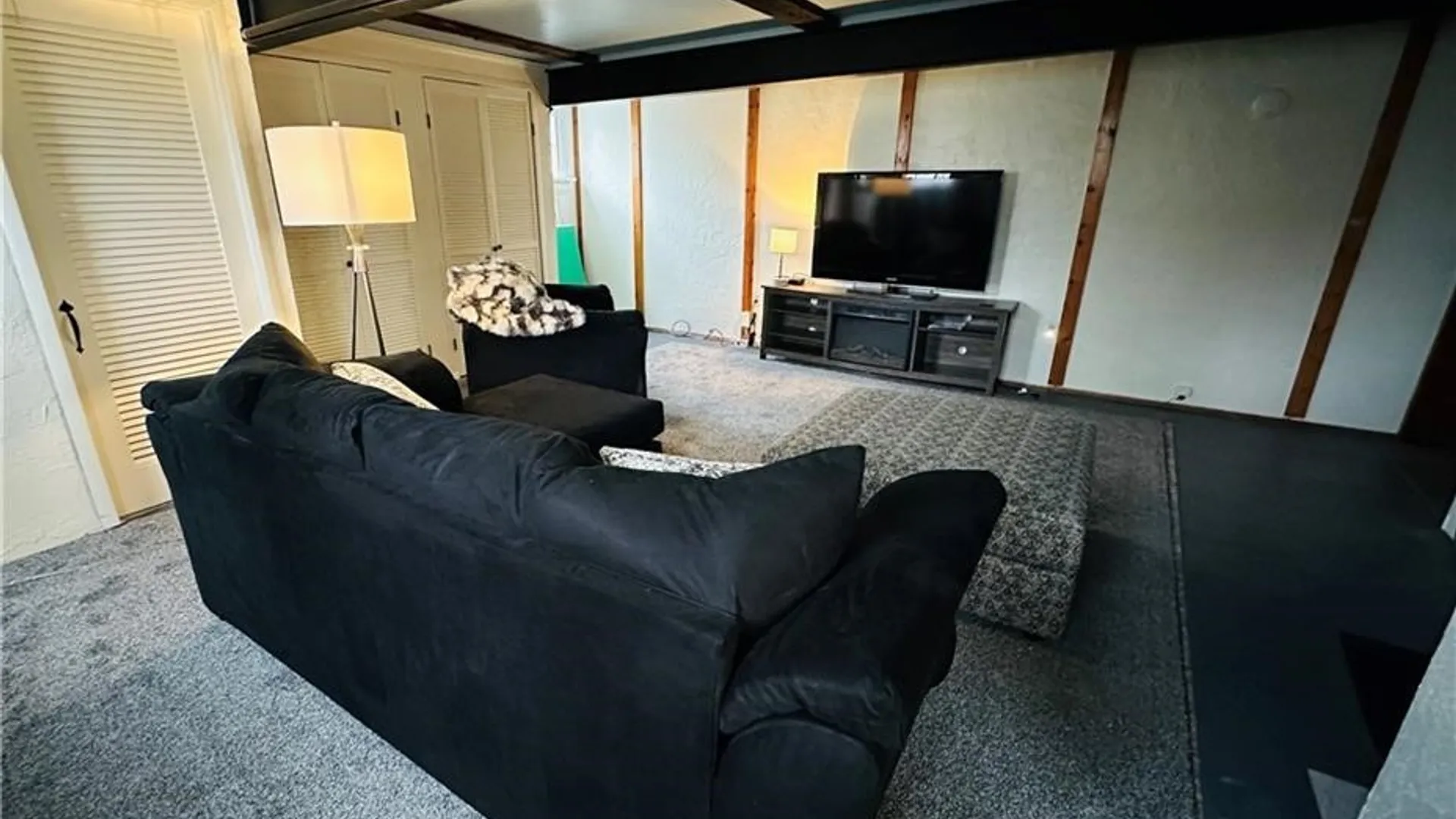 Property at 167 Genesee St  Apt #3, Skaneateles, NY 13152 18