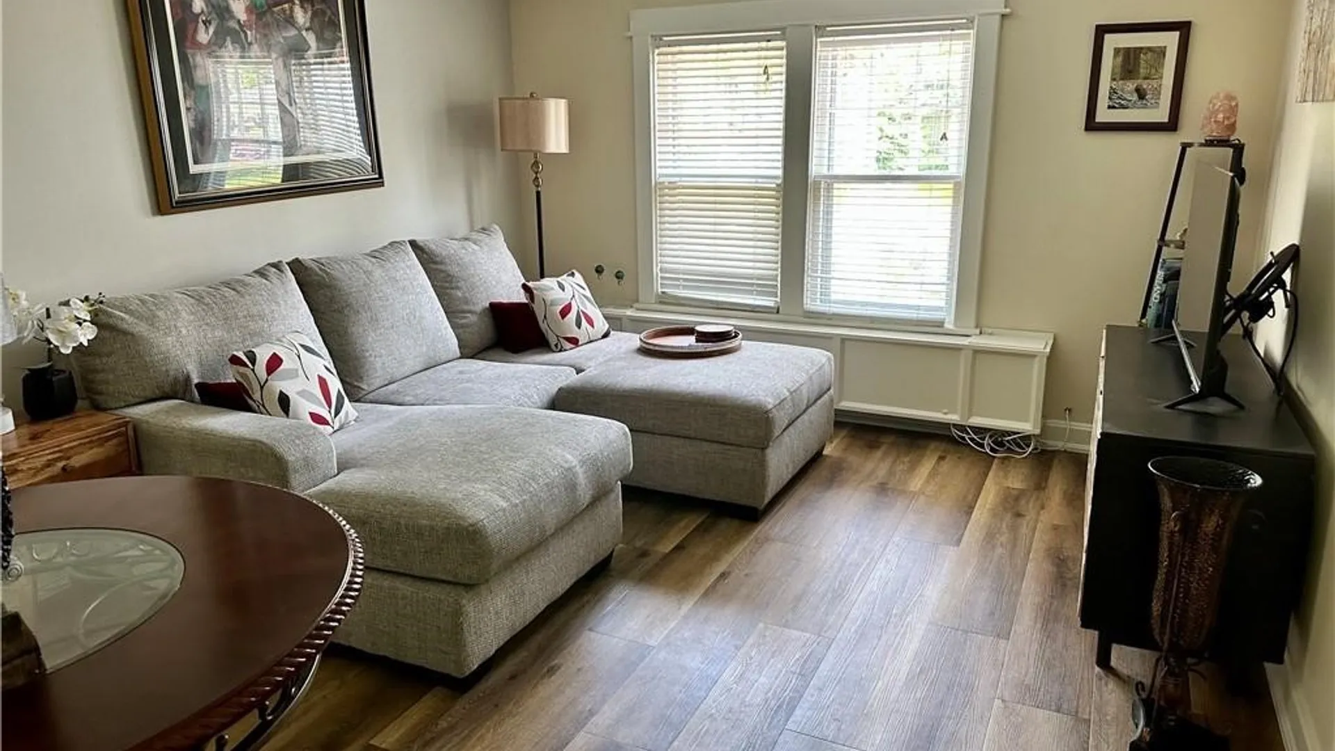 Property at 167 Genesee St  Apt #3, Skaneateles, NY 13152 7