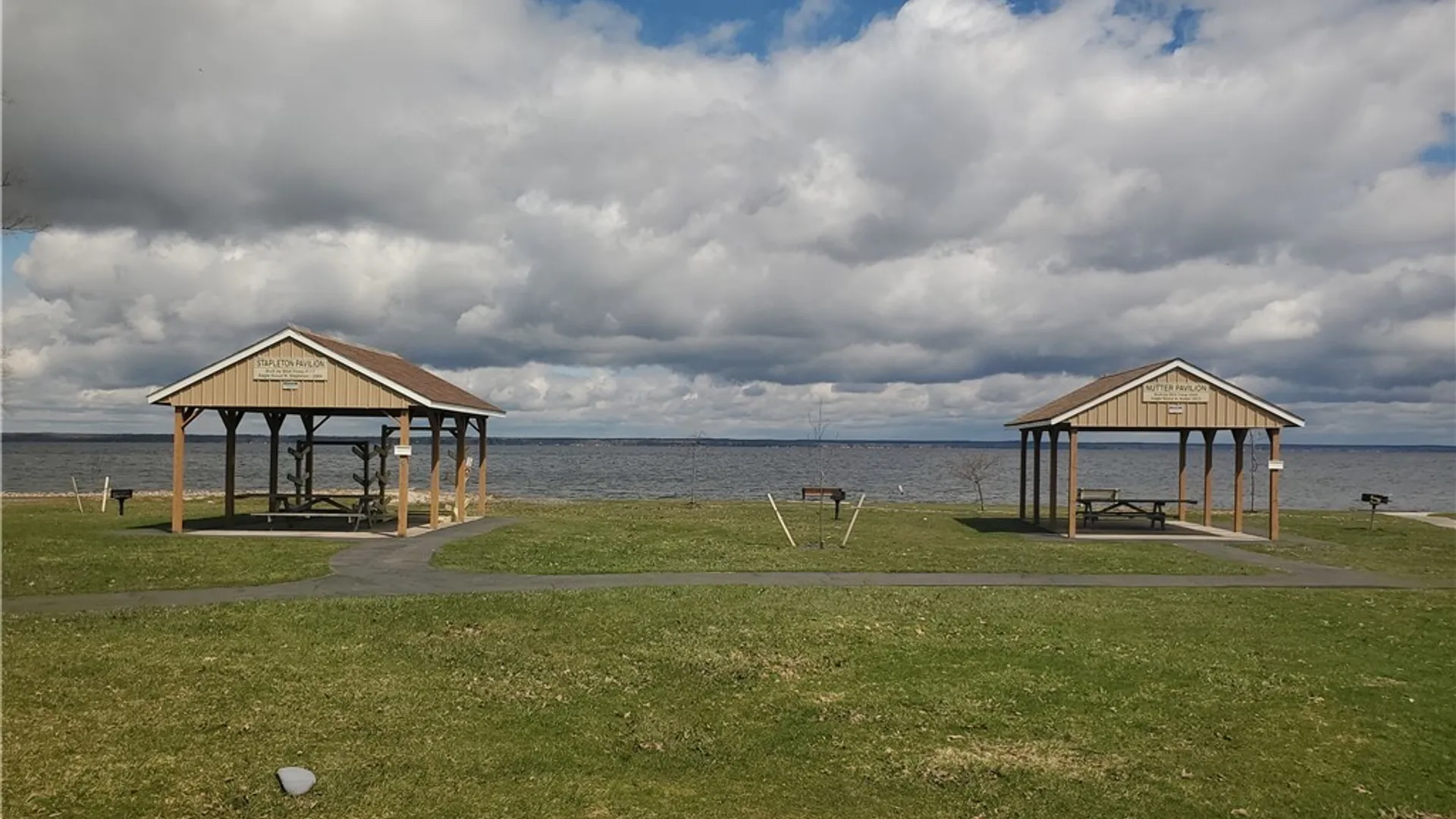 Property at 8690 Bayview Dr, Cicero, NY 13039 14