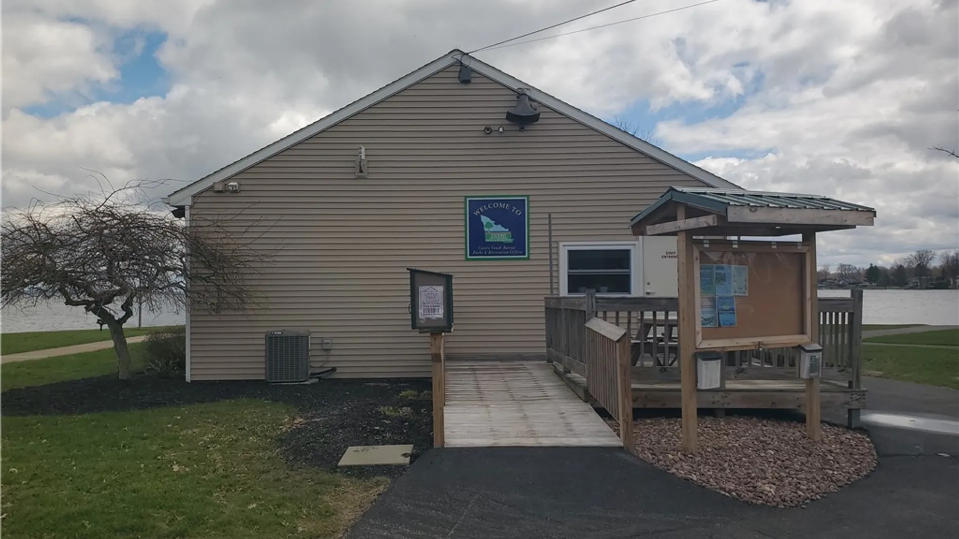 Property at 8690 Bayview Dr, Cicero, NY 13039 16