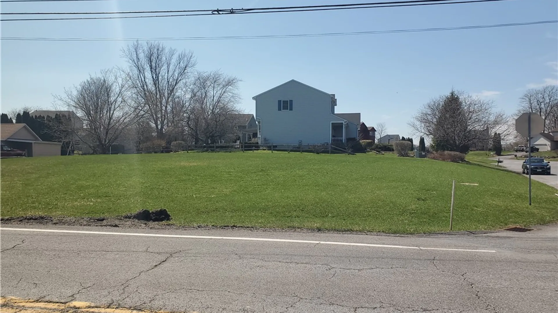 Property at 8690 Bayview Dr, Cicero, NY 13039 5