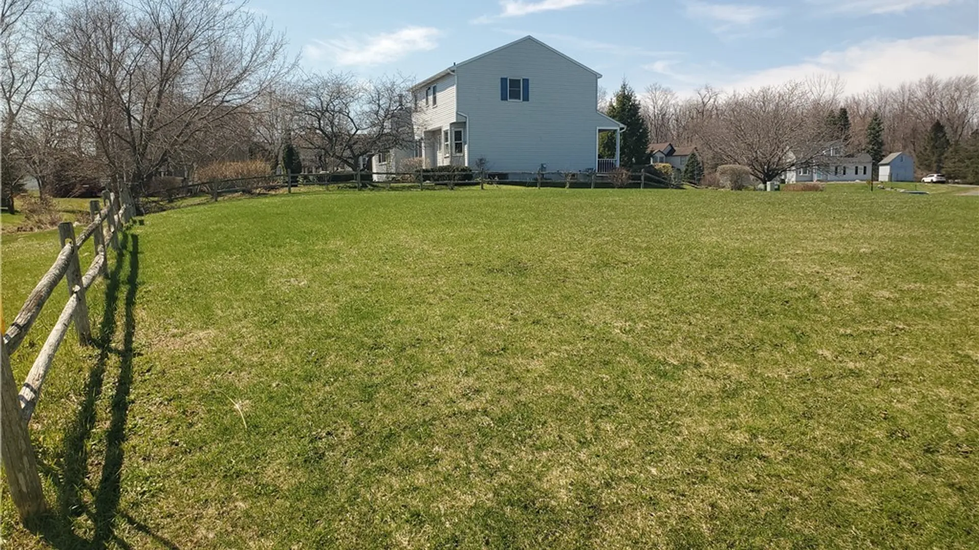 Property at 8690 Bayview Dr, Cicero, NY 13039 7