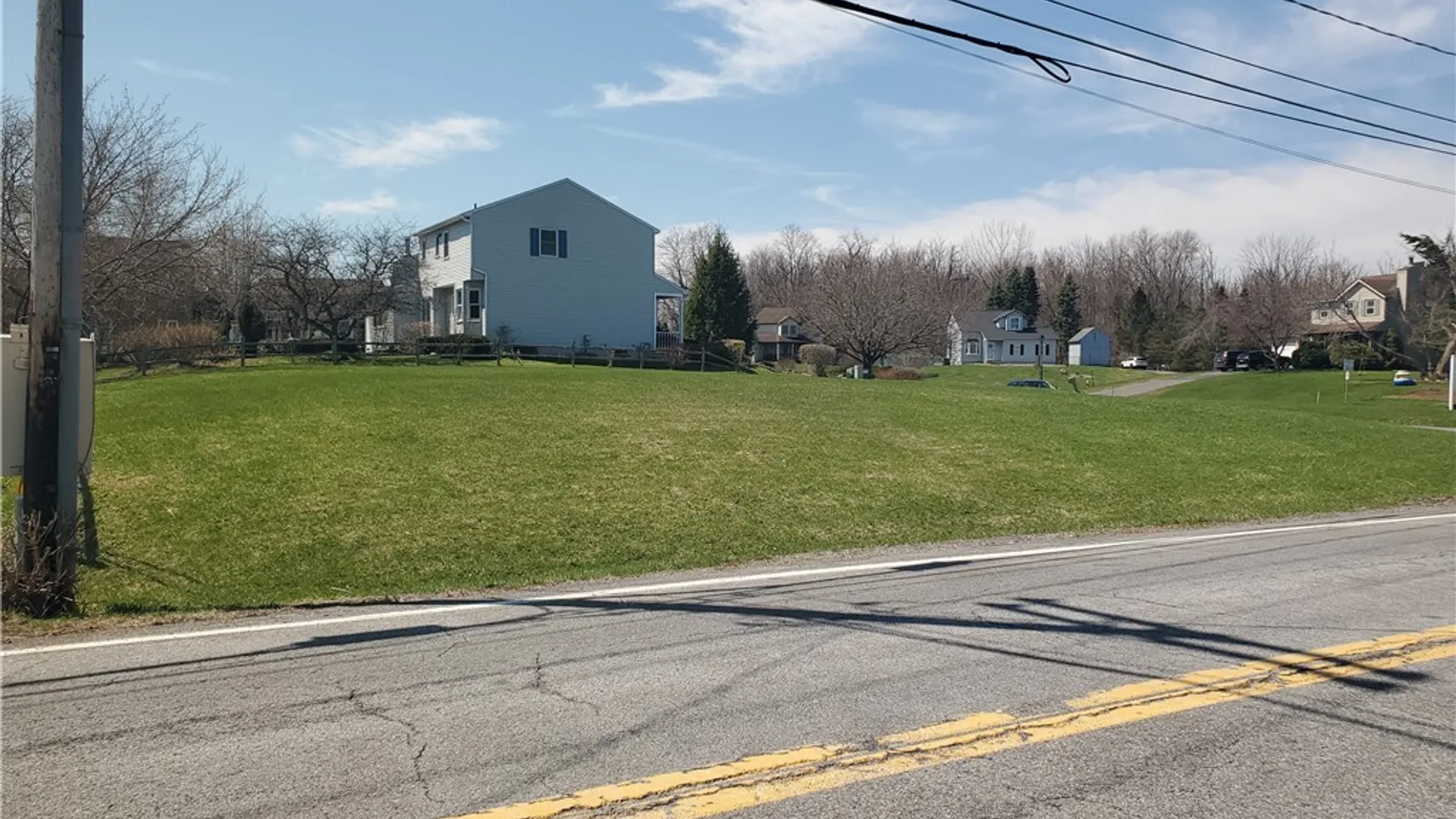 Property at 8690 Bayview Dr, Cicero, NY 13039 8