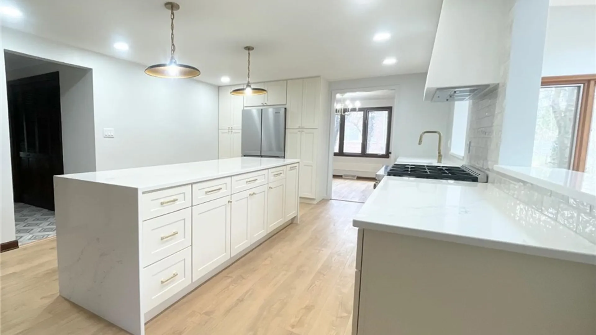 Property at 98 Bentham Parkway, Amherst, NY 14226 10