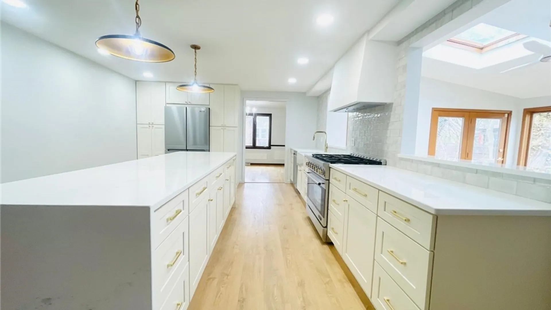 Property at 98 Bentham Parkway, Amherst, NY 14226 11