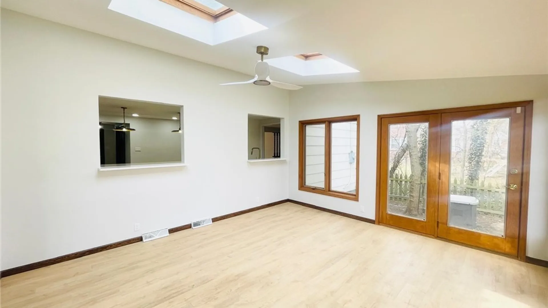 Property at 98 Bentham Parkway, Amherst, NY 14226 18