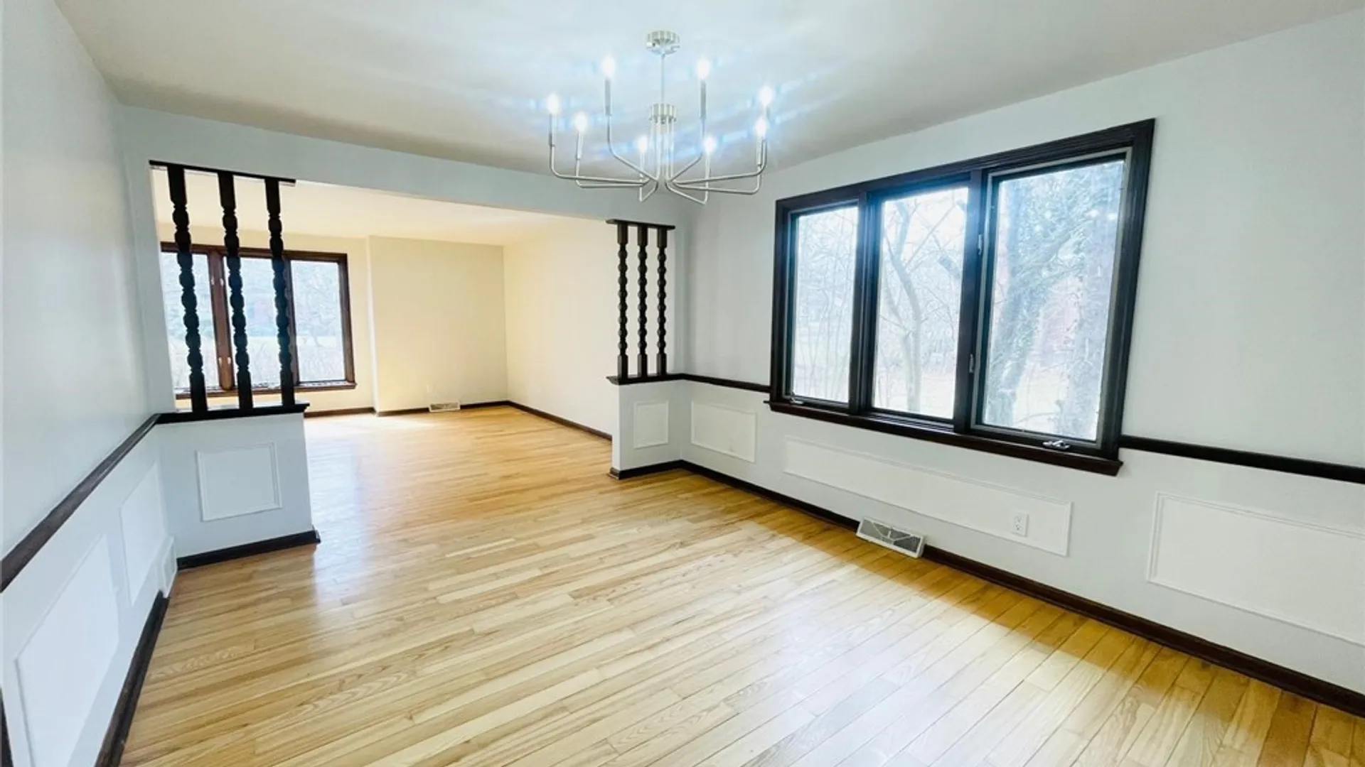 Property at 98 Bentham Parkway, Amherst, NY 14226 6