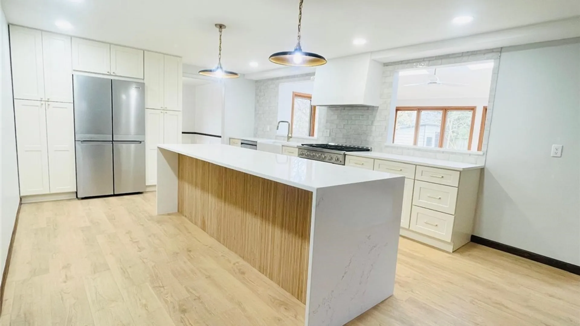 Property at 98 Bentham Parkway, Amherst, NY 14226 8