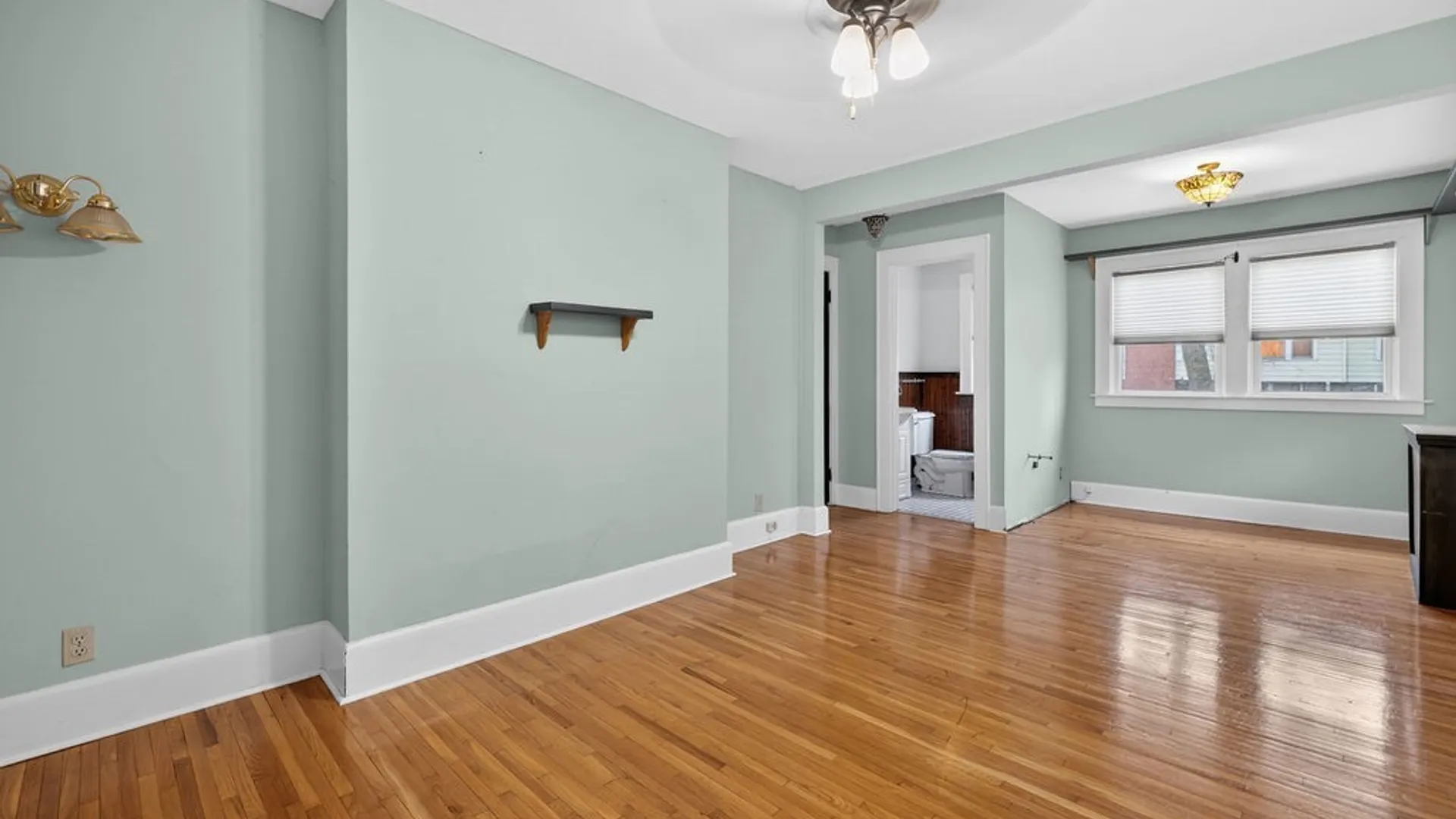 Property at 1062 Bellevue Avenue, Syracuse, NY 13204 17
