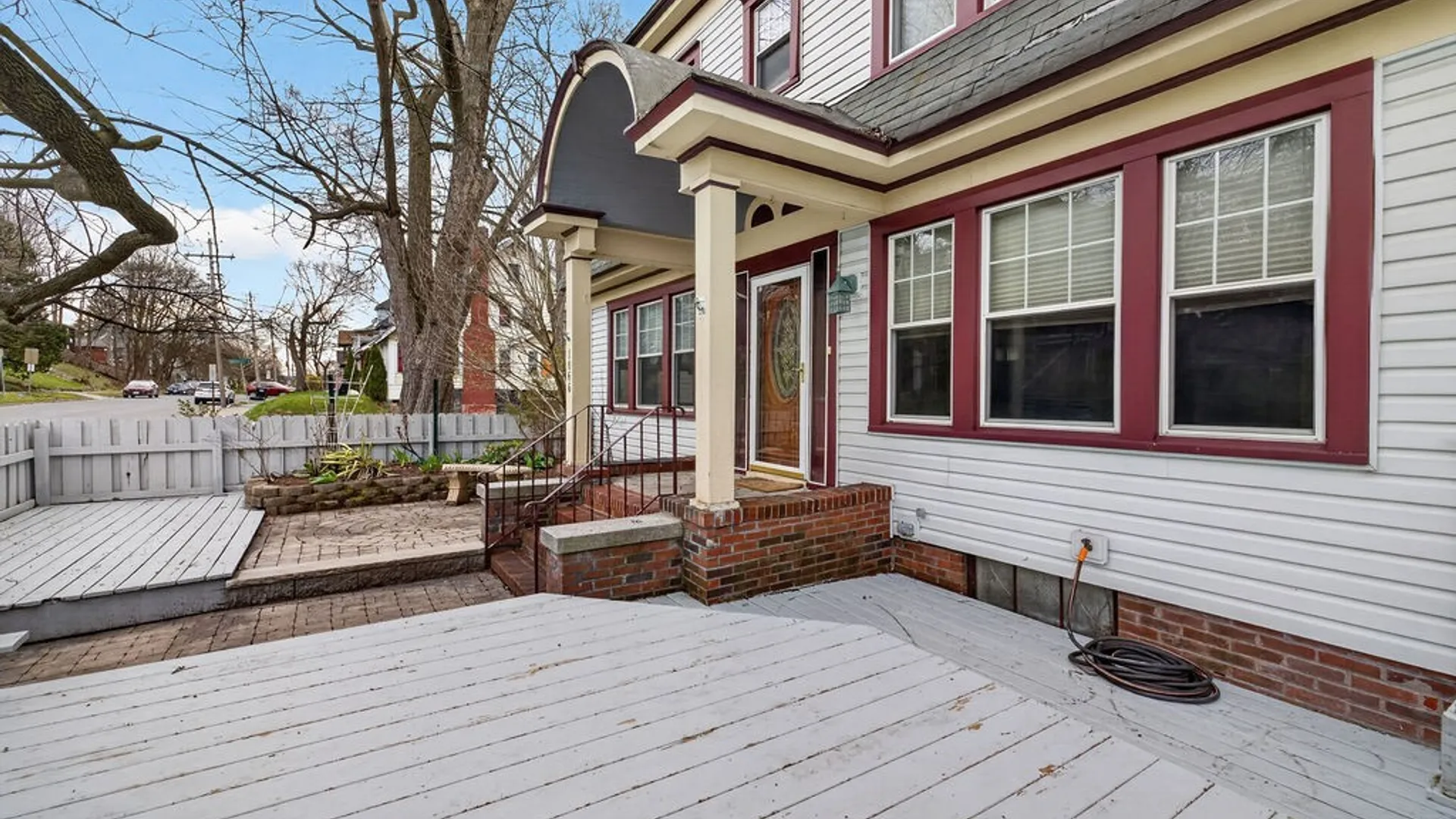 Property at 1062 Bellevue Avenue, Syracuse, NY 13204 6