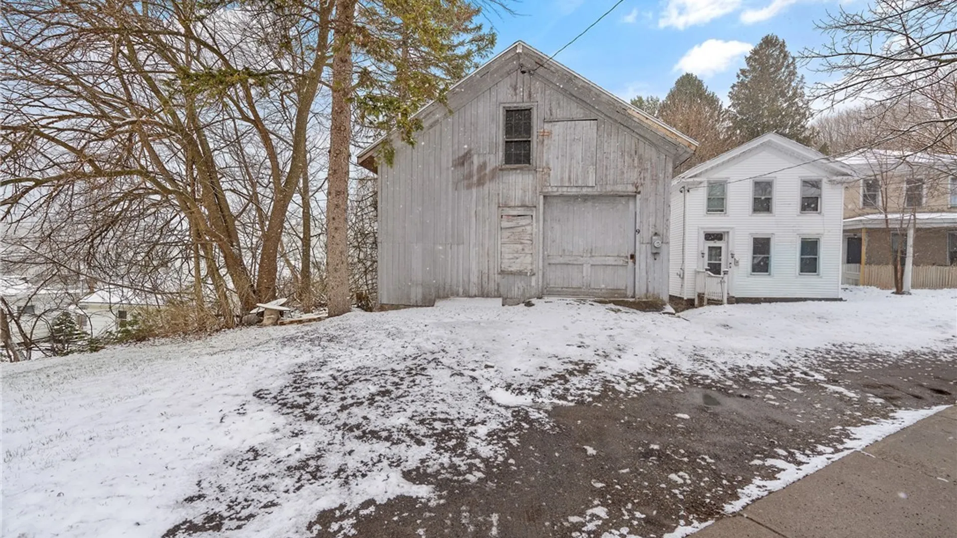 Property at 11 Murray Street, Oswego, NY 13126 2