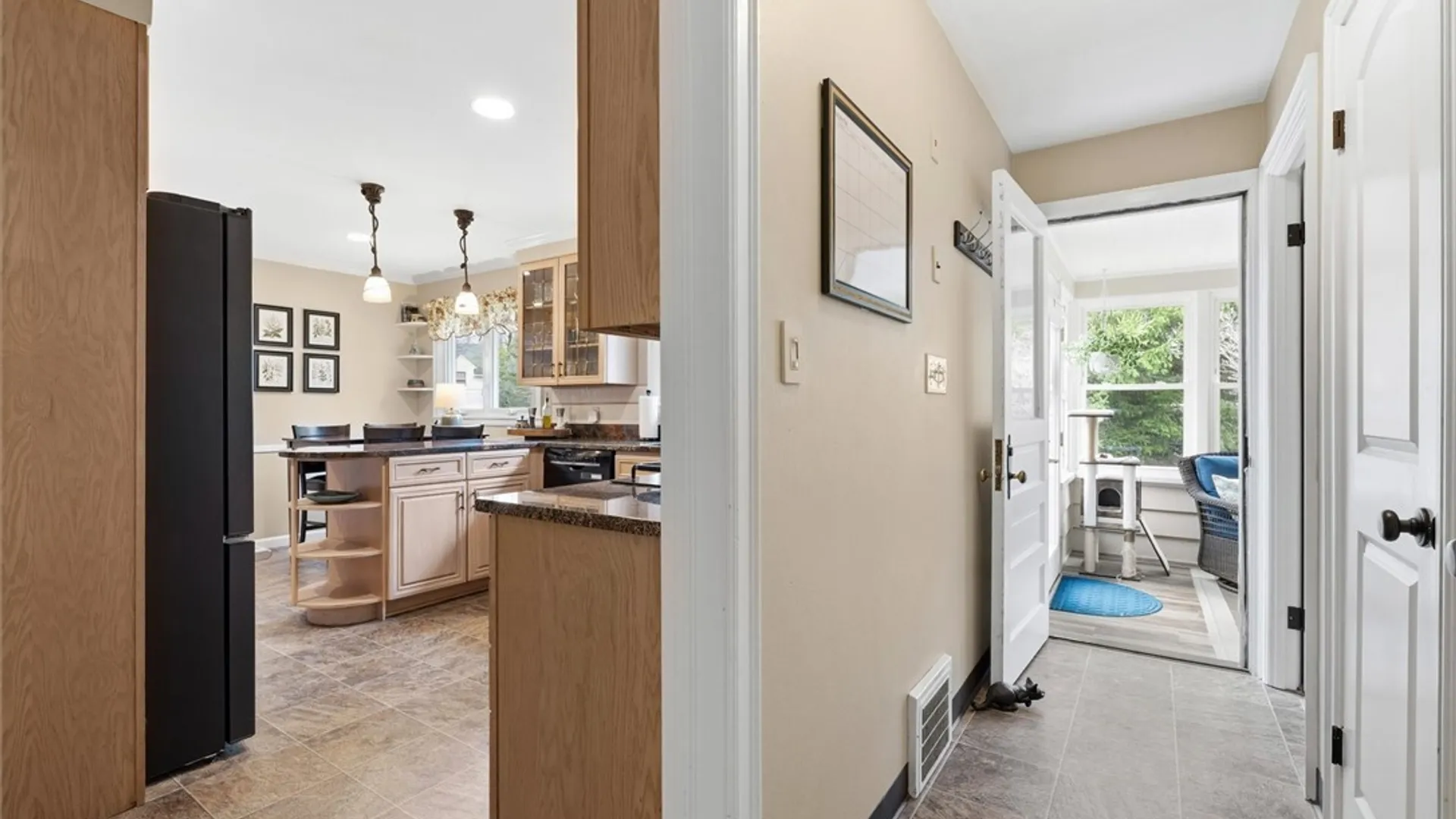 Property at 1332 Broad Street, Syracuse, NY 13224 8