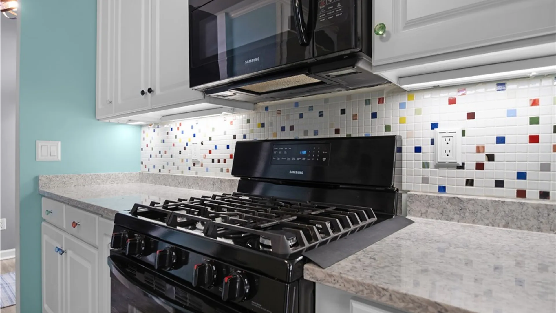 Property at 16 Alton Way, Henrietta, NY 14586 15