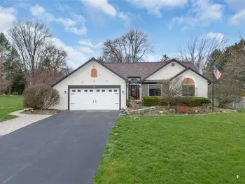 Property at 16 Alton Way, Henrietta, NY 14586