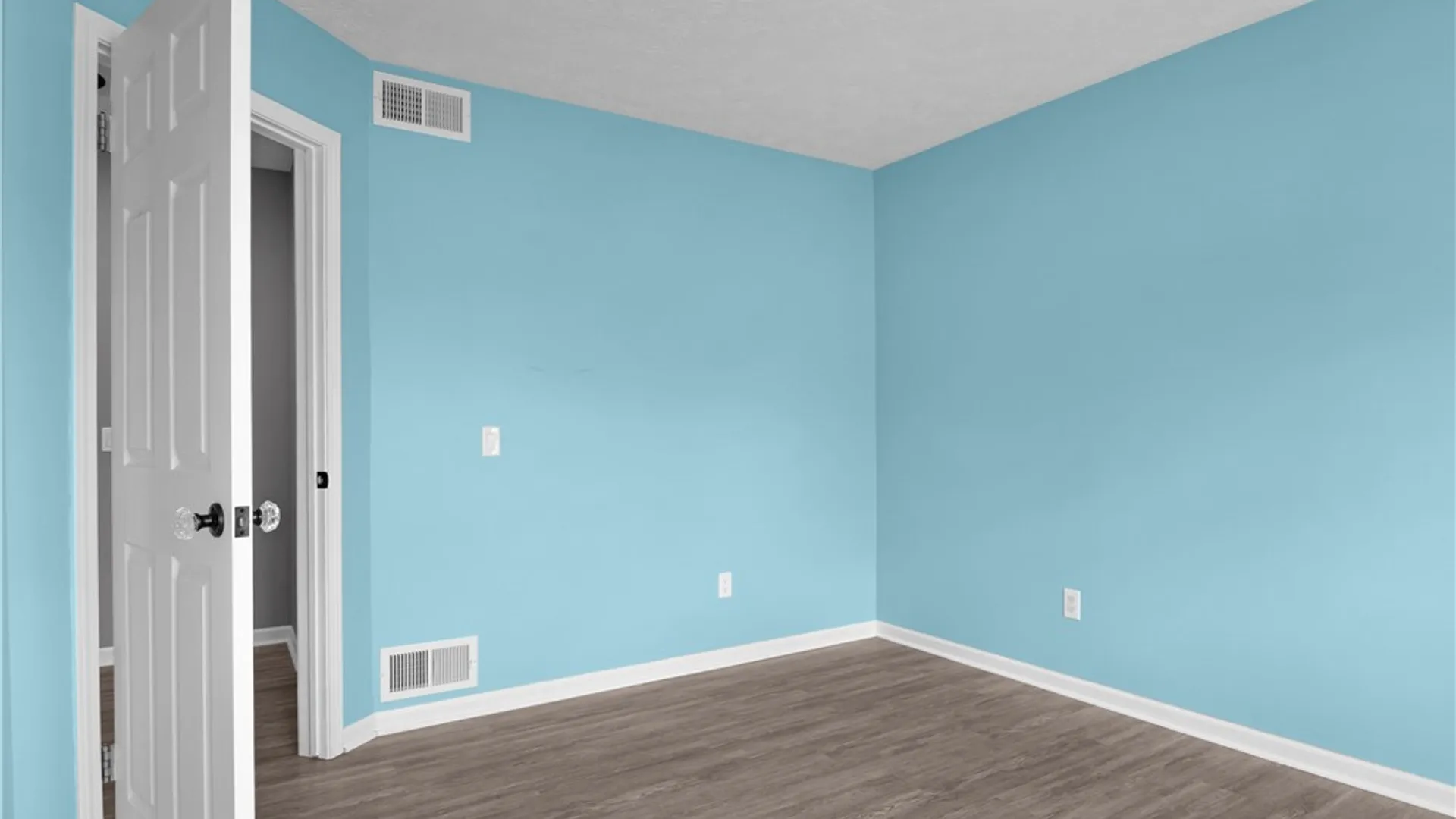 Property at 16 Alton Way, Henrietta, NY 14586 24