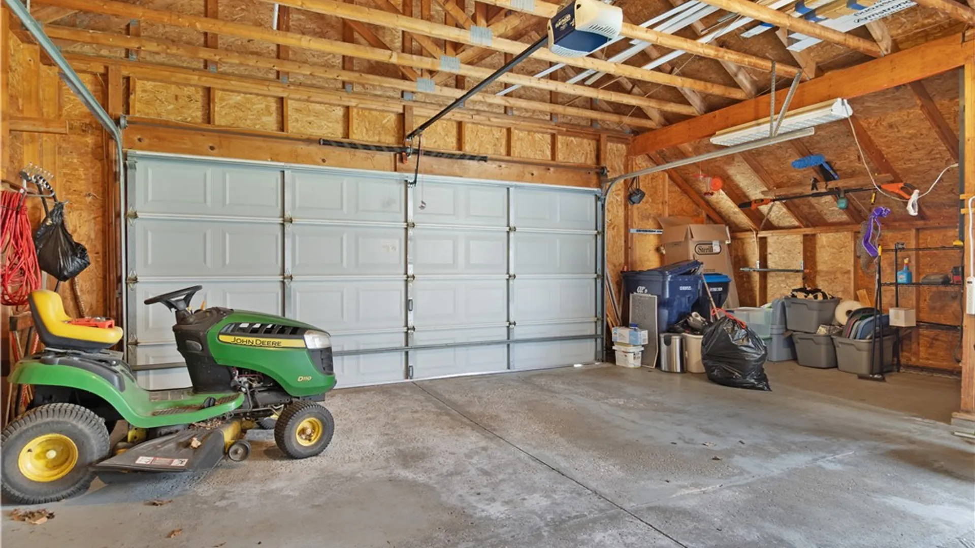 Property at 16 Alton Way, Henrietta, NY 14586 30