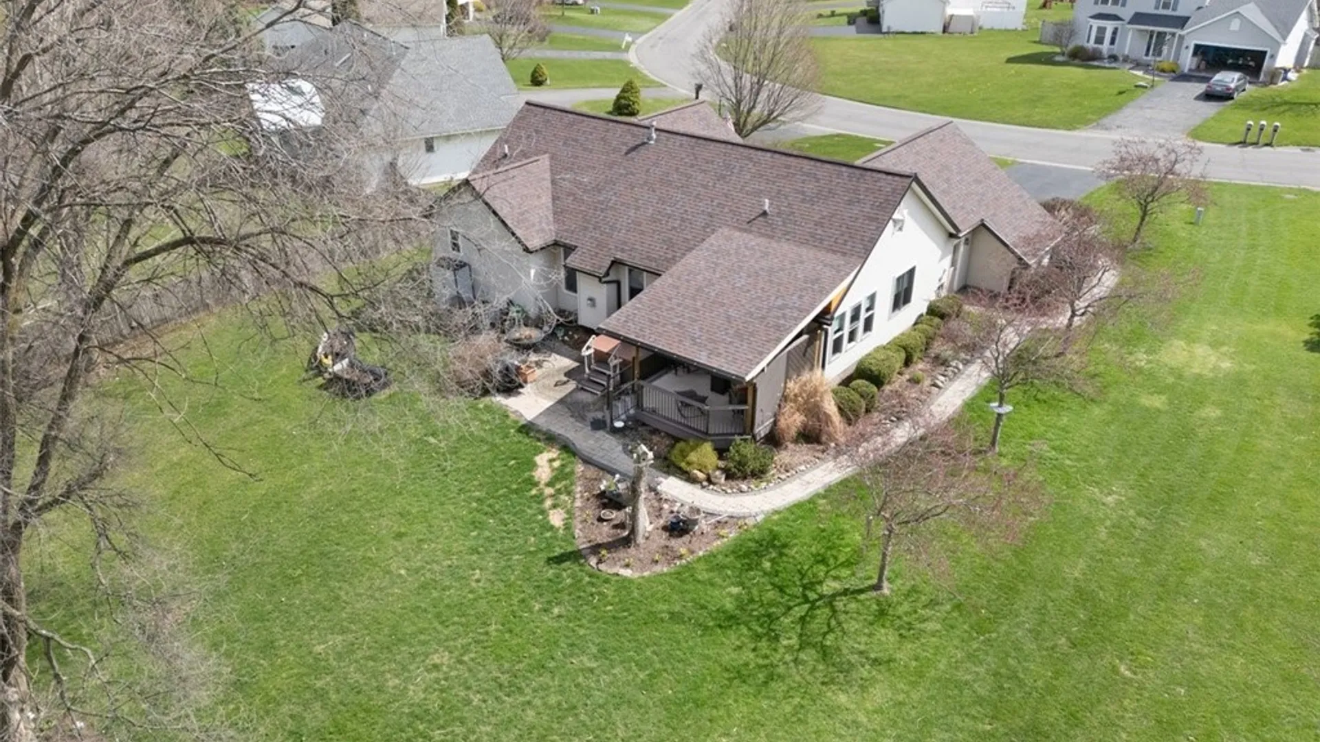 Property at 16 Alton Way, Henrietta, NY 14586 34