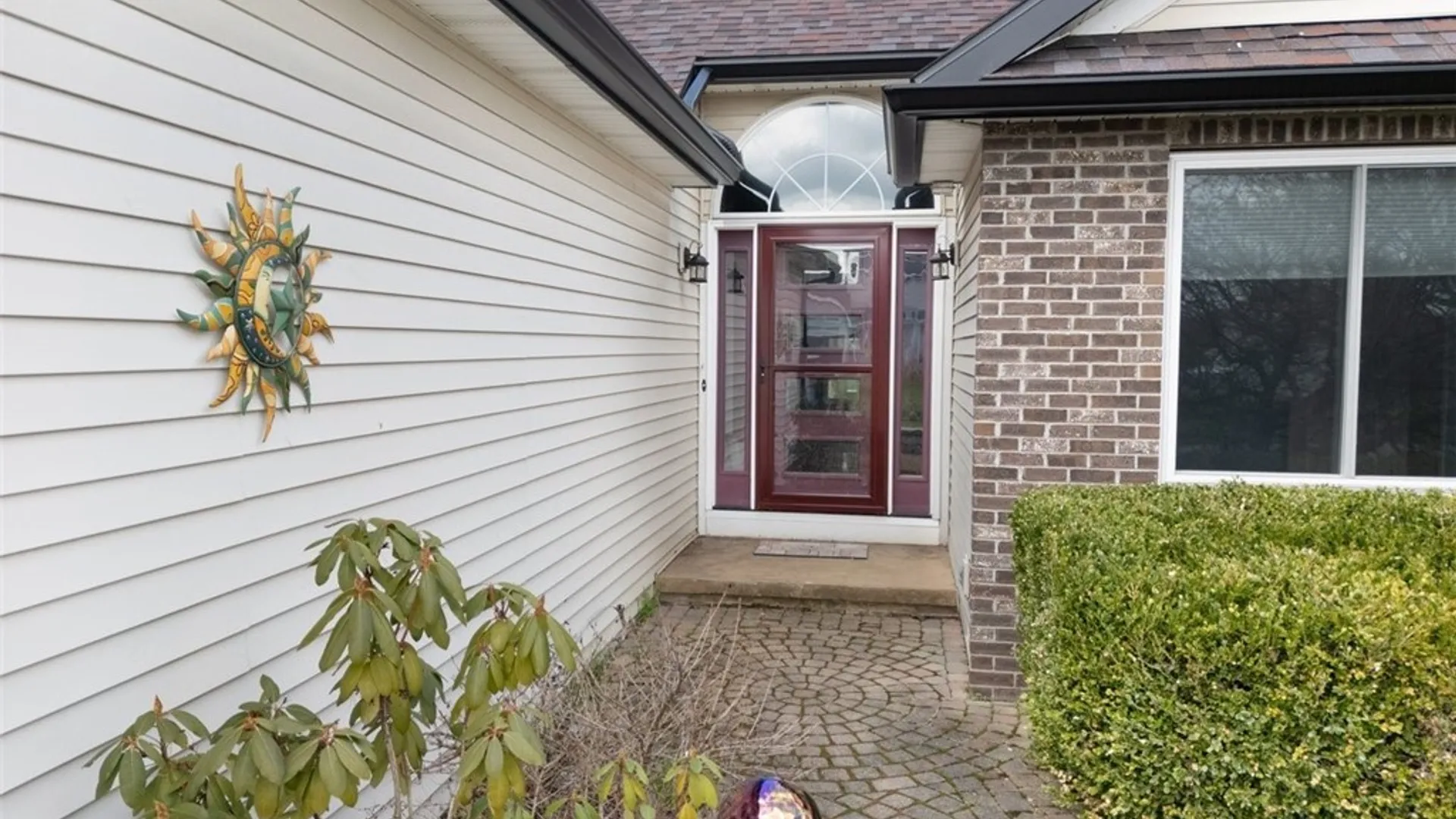 Property at 16 Alton Way, Henrietta, NY 14586 4