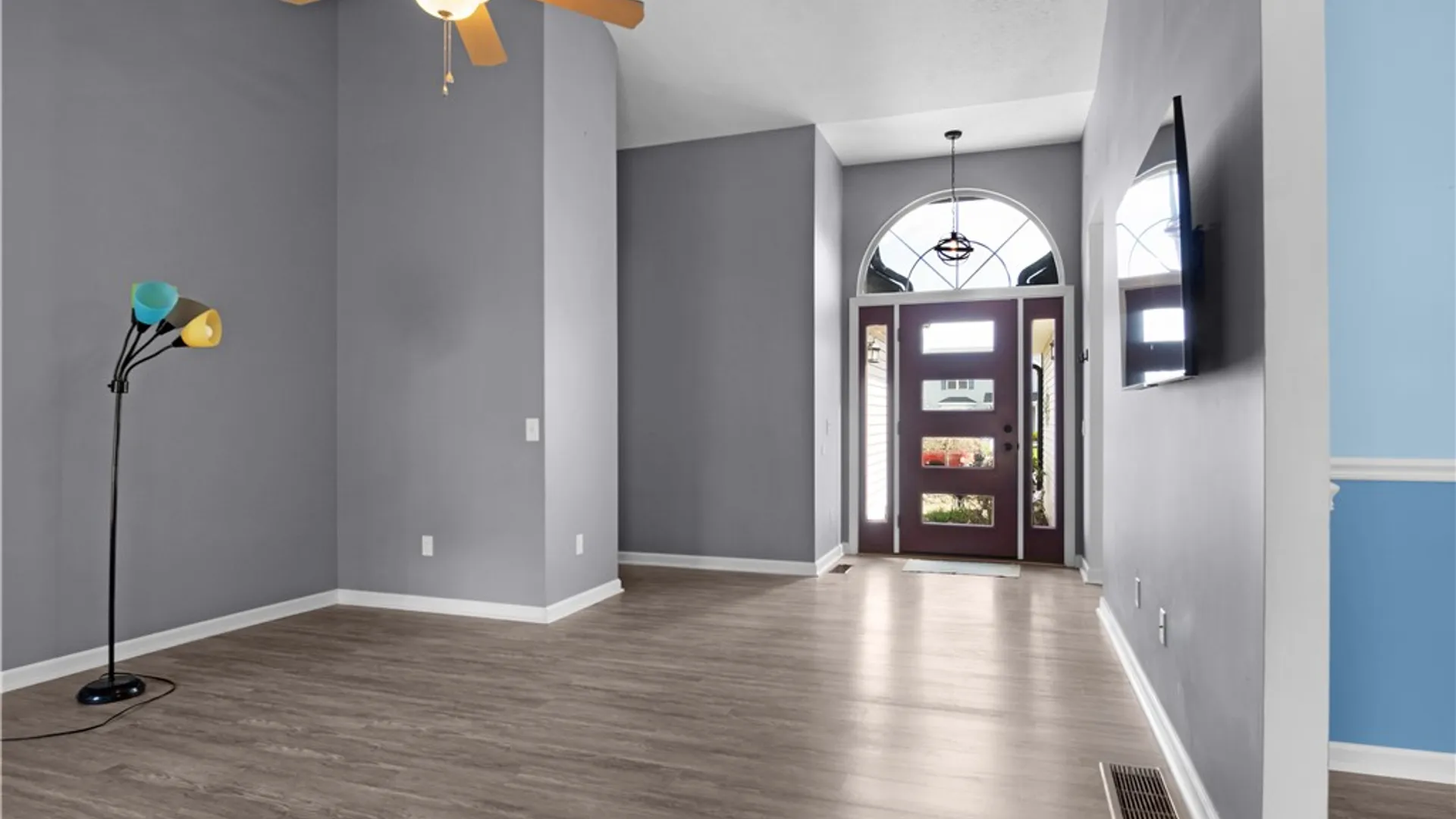 Property at 16 Alton Way, Henrietta, NY 14586 6