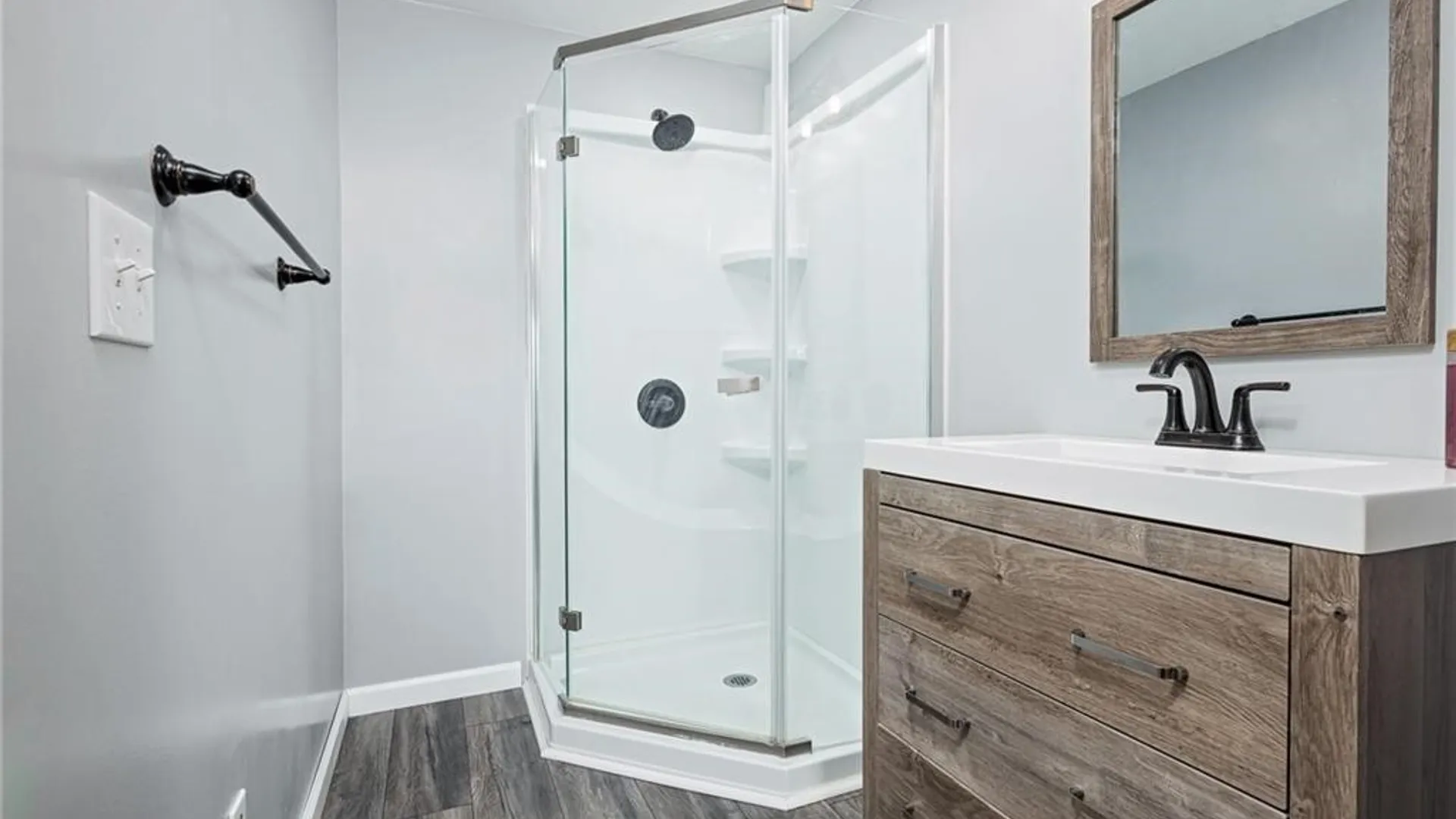 Property at 7164 Main Road, Leroy, NY 14482 5