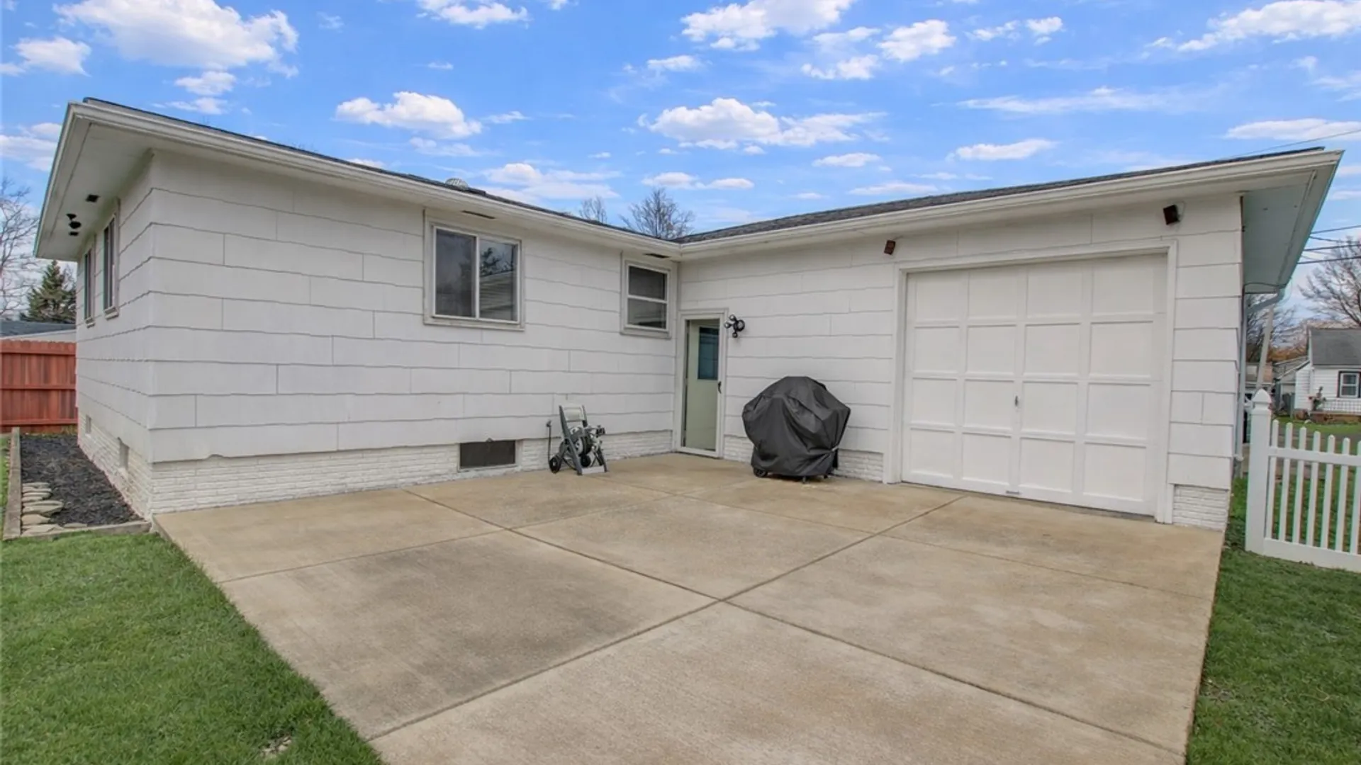 Property at 6886 Hamilton Drive, Evans, NY 14047 6