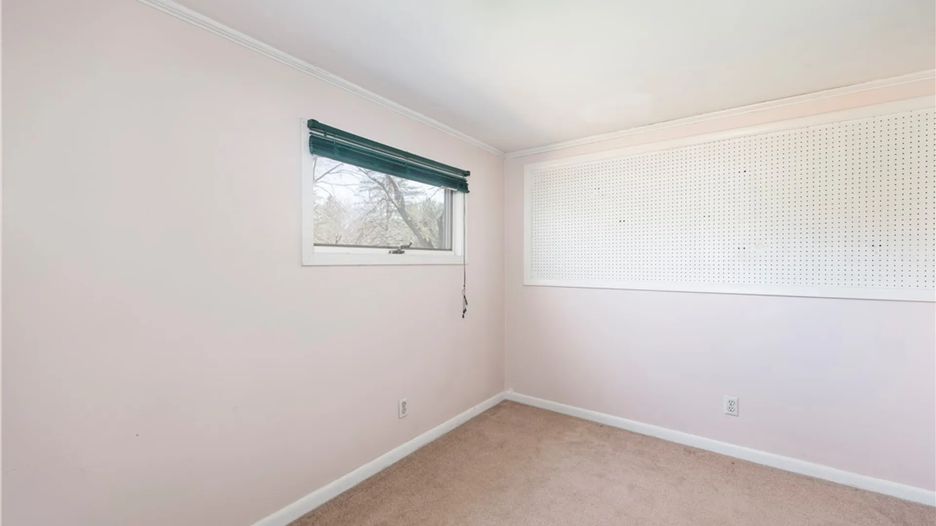 Property at 2624 Sunset Drive, Eden, NY 14057 19