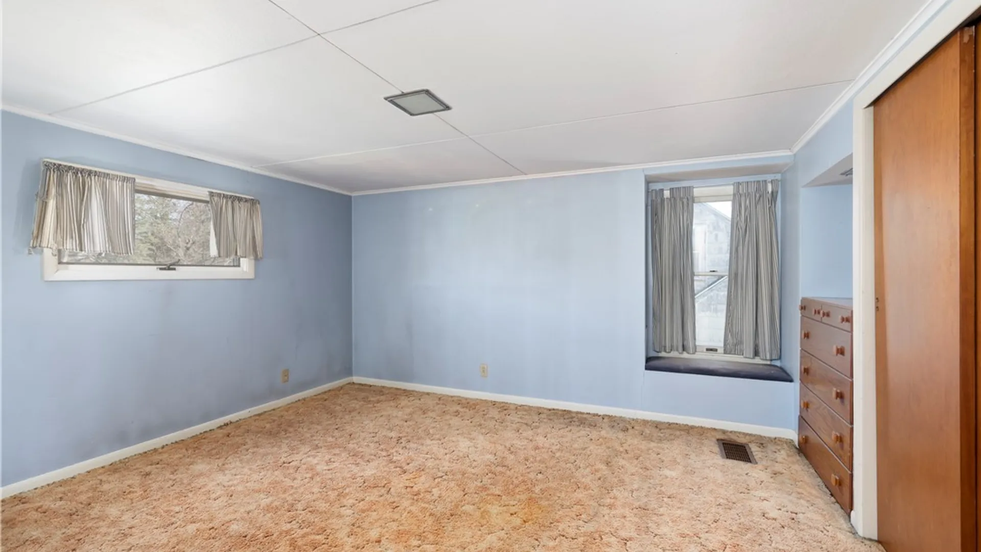 Property at 2624 Sunset Drive, Eden, NY 14057 21