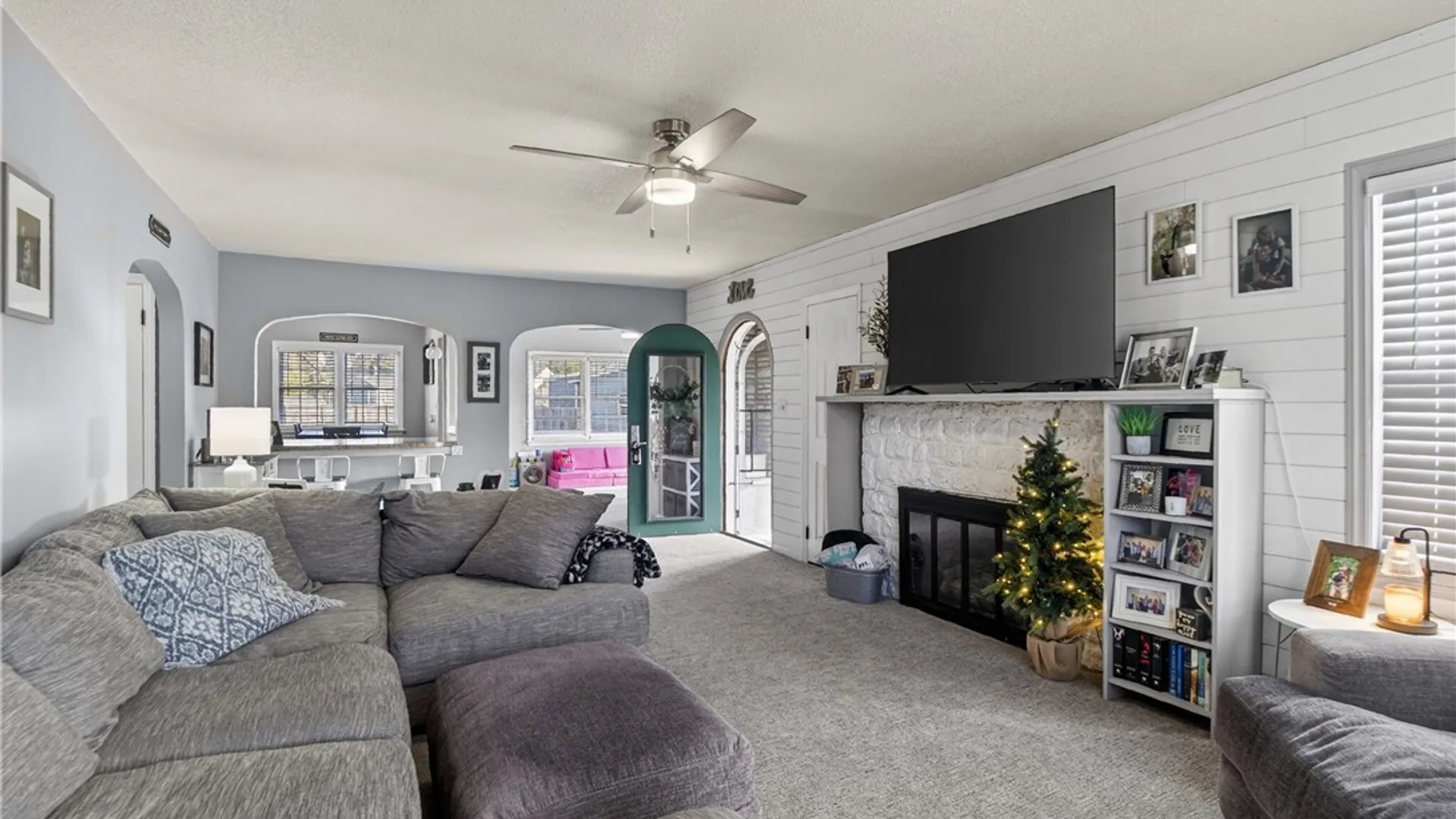 Property at 8 Crescent Drive, New Hartford, NY 13417 16