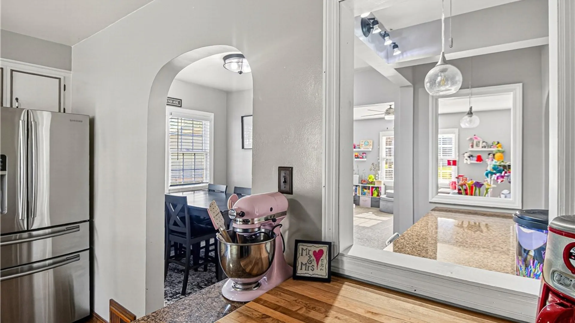 Property at 8 Crescent Drive, New Hartford, NY 13417 22