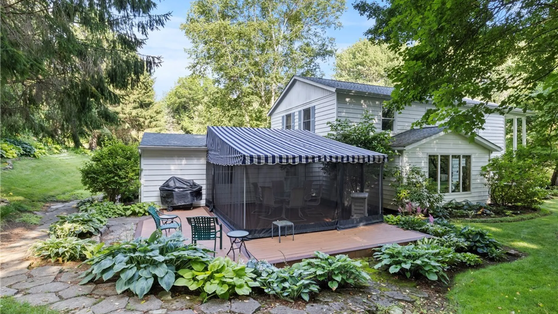 Property at 9832 Holland Road, Holland, NY 14080 8