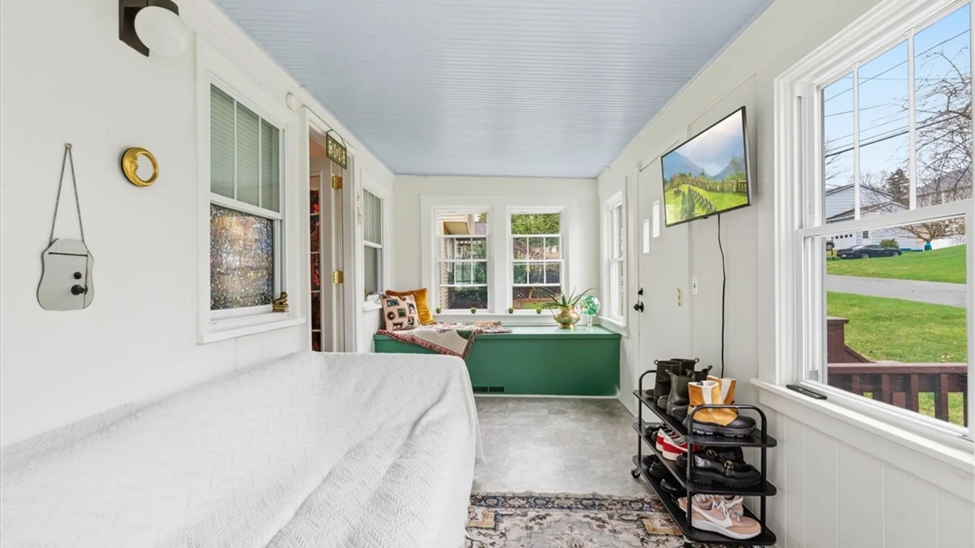 Property at 308 Mackay Avenue, Camillus, NY 13219 5