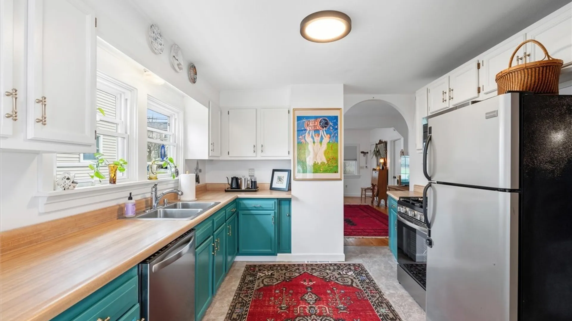 Property at 308 Mackay Avenue, Camillus, NY 13219 6