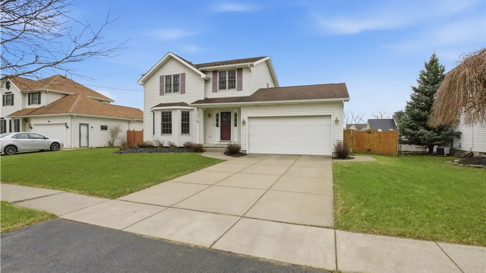 Property at 257 Crabapple Lane, Cheektowaga, NY 14227 2