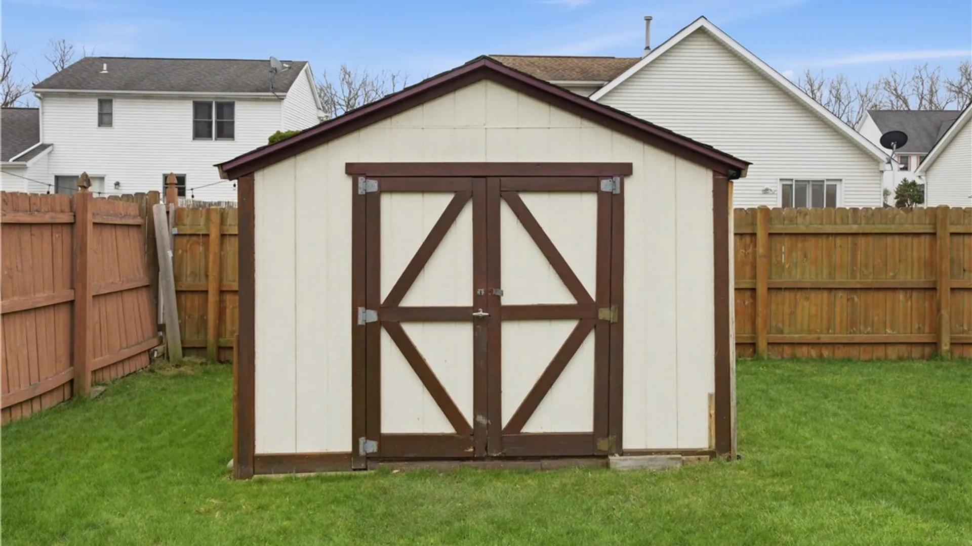 Property at 257 Crabapple Lane, Cheektowaga, NY 14227 37