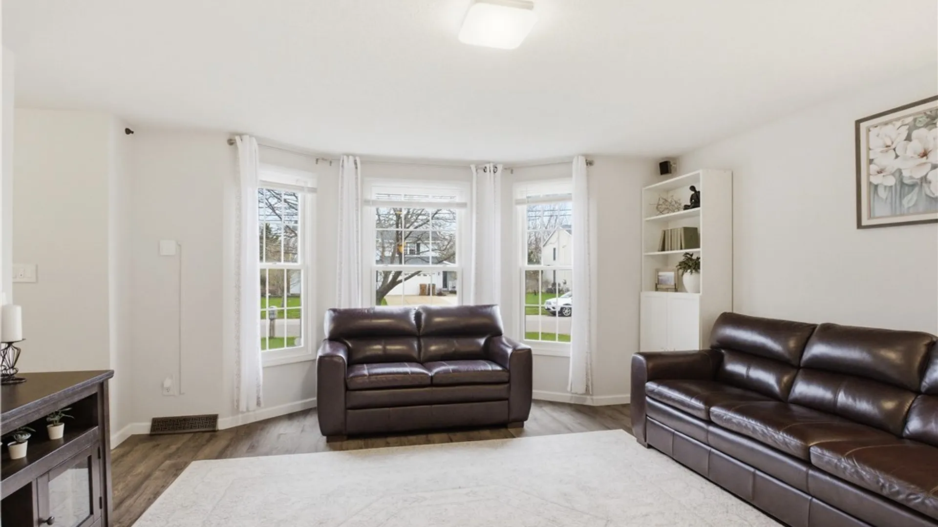 Property at 257 Crabapple Lane, Cheektowaga, NY 14227 5