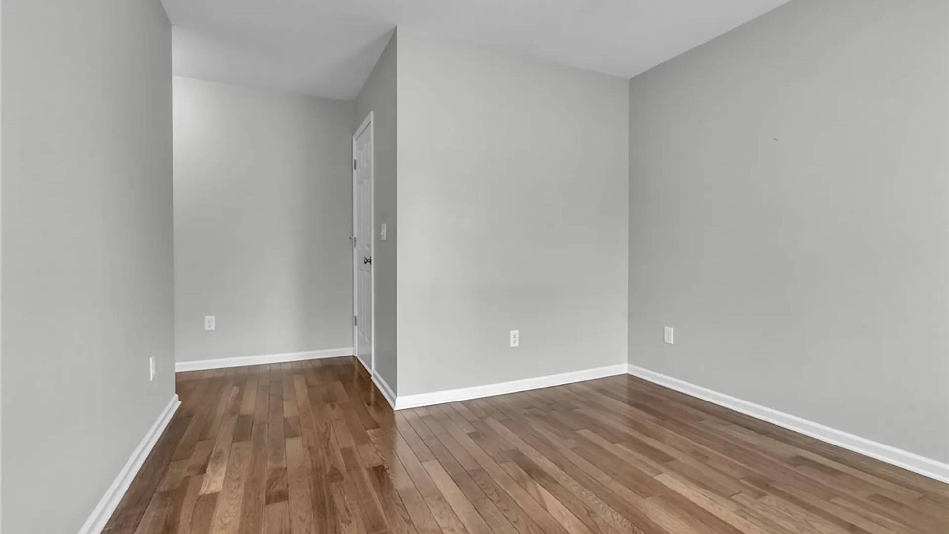 Property at 701 Carriage Lane, West Seneca, NY 14224 27