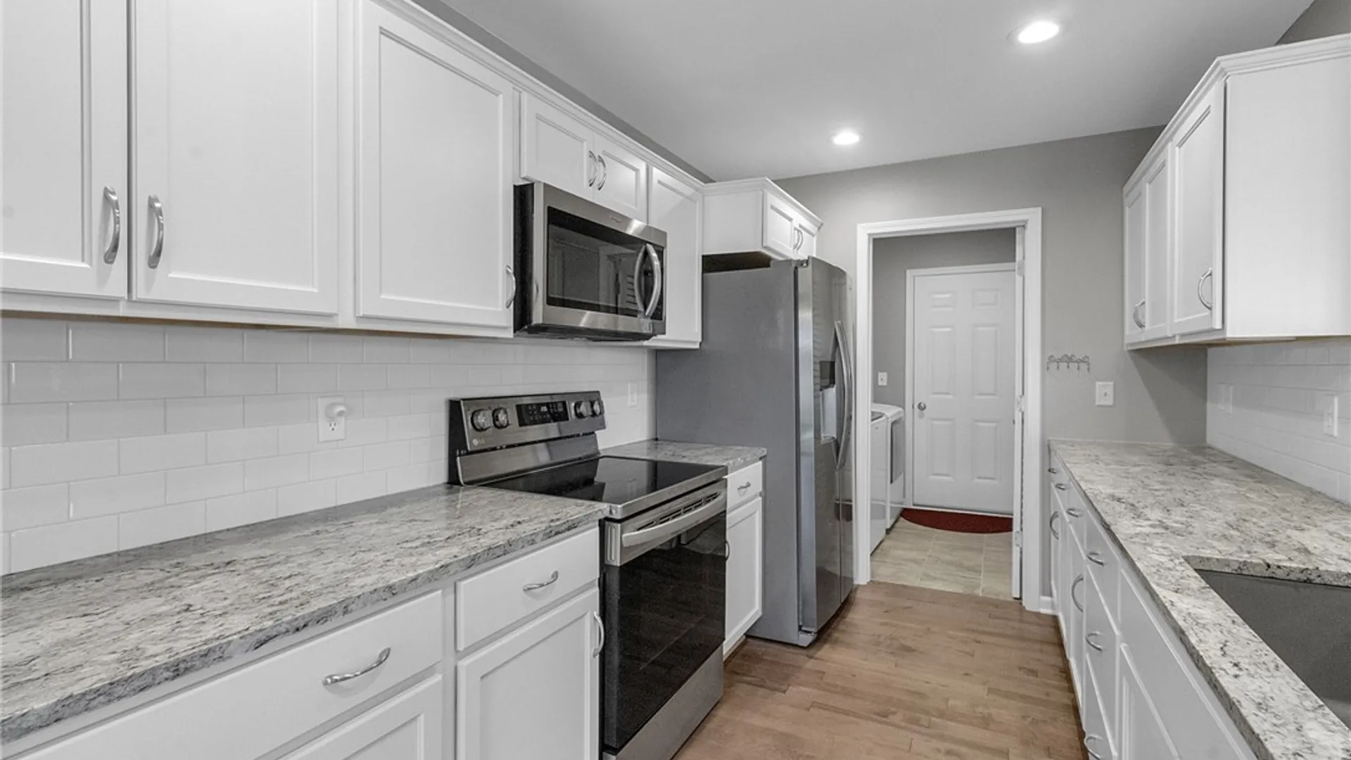 Property at 701 Carriage Lane, West Seneca, NY 14224 15