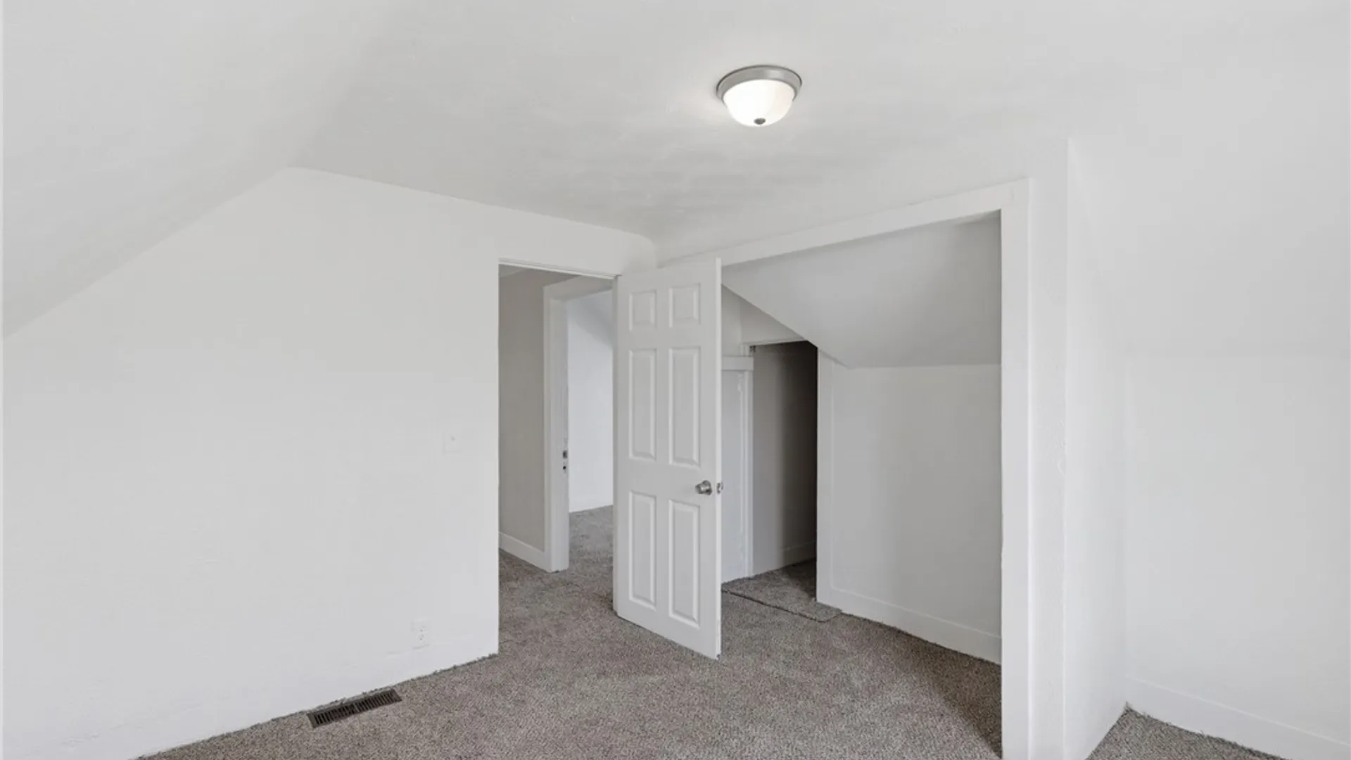 Property at 176 Otis Street, Rochester, NY 14606 16