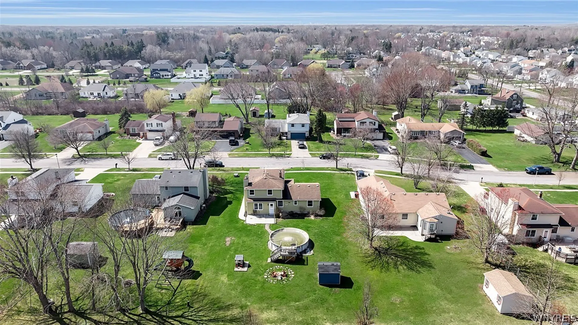 Property at 12 Rollingwood Drive, Lancaster, NY 14086 44
