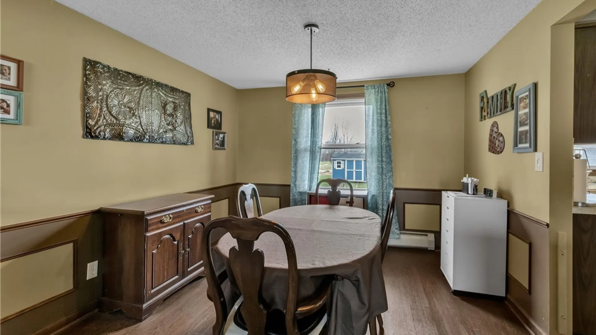 Property at 12 Rollingwood Drive, Lancaster, NY 14086 9